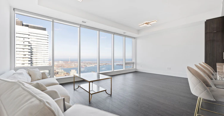 6403-10 York Street, Toronto, ON, M5J 0E1 - 4