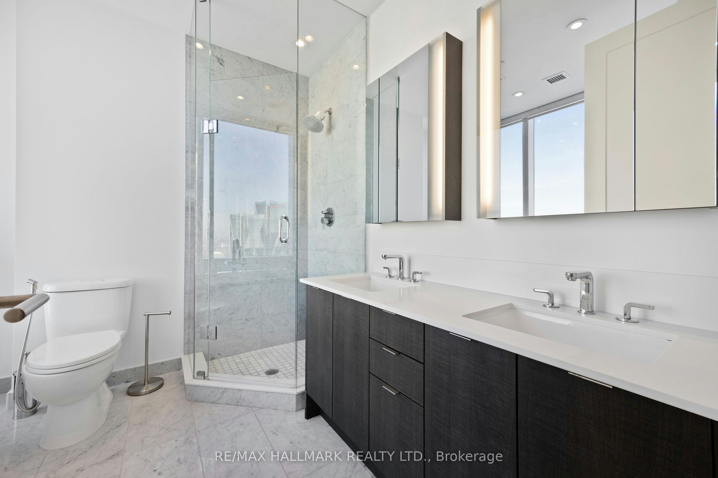 6403-10 York Street, Toronto, ON, M5J 0E1 - 20