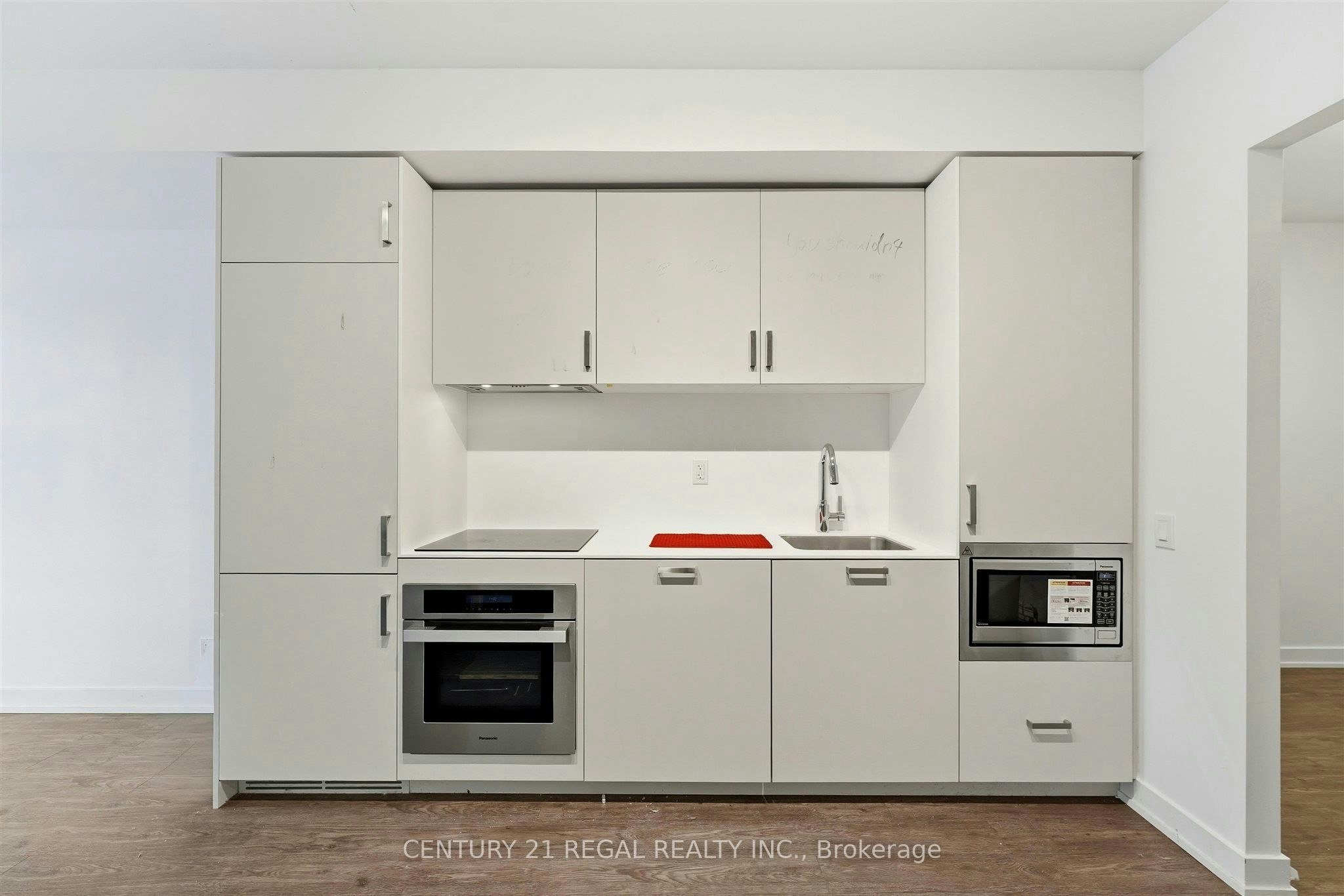 1915-88 Queen Street E, Toronto, ON, M5C 0B6 - 11