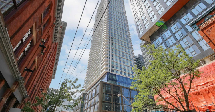 1915-88 Queen Street E, Toronto, ON, M5C 0B6 - 2