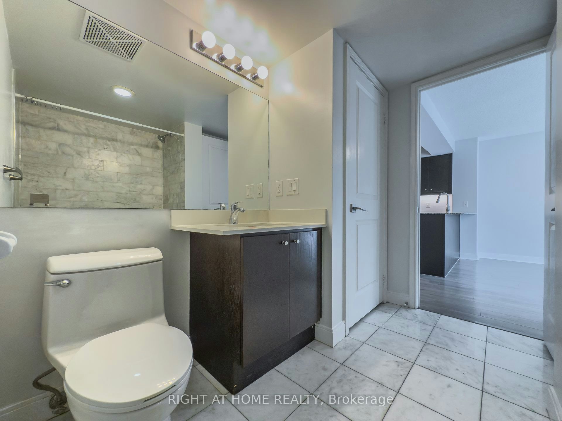 806-1 Scott Street, Toronto, ON, M5E 1A1 - 22
