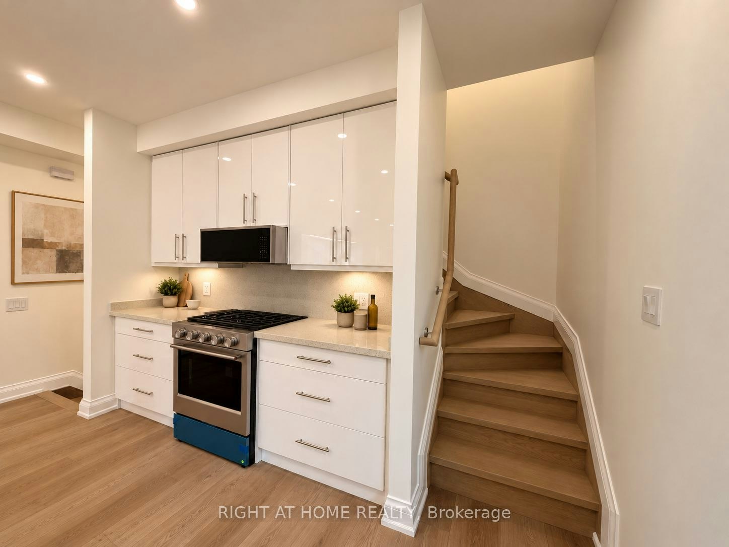 3-57 Hepbourne Street, Toronto, ON, M6H 1K4 - 5