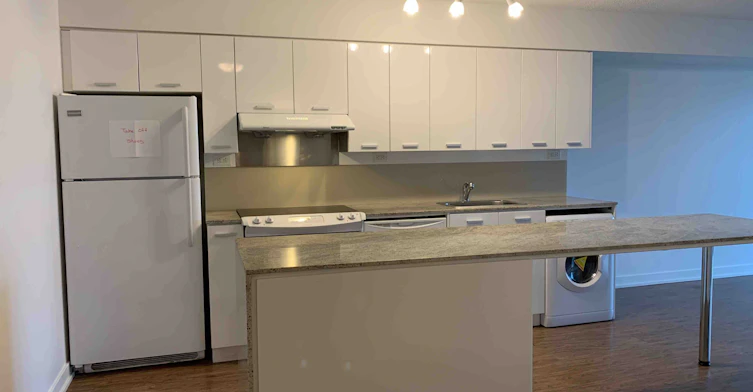 1207-33 Singer Court, Toronto, ON, M2K 0B4 - 3