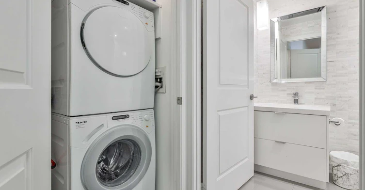 3503-8 The Esplanade Avenue, Toronto, ON, M5E 0A6 - 17