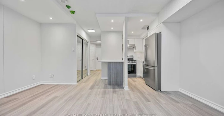 2205-55 Centre Avenue, Toronto, ON, M5G 2H5 - 2