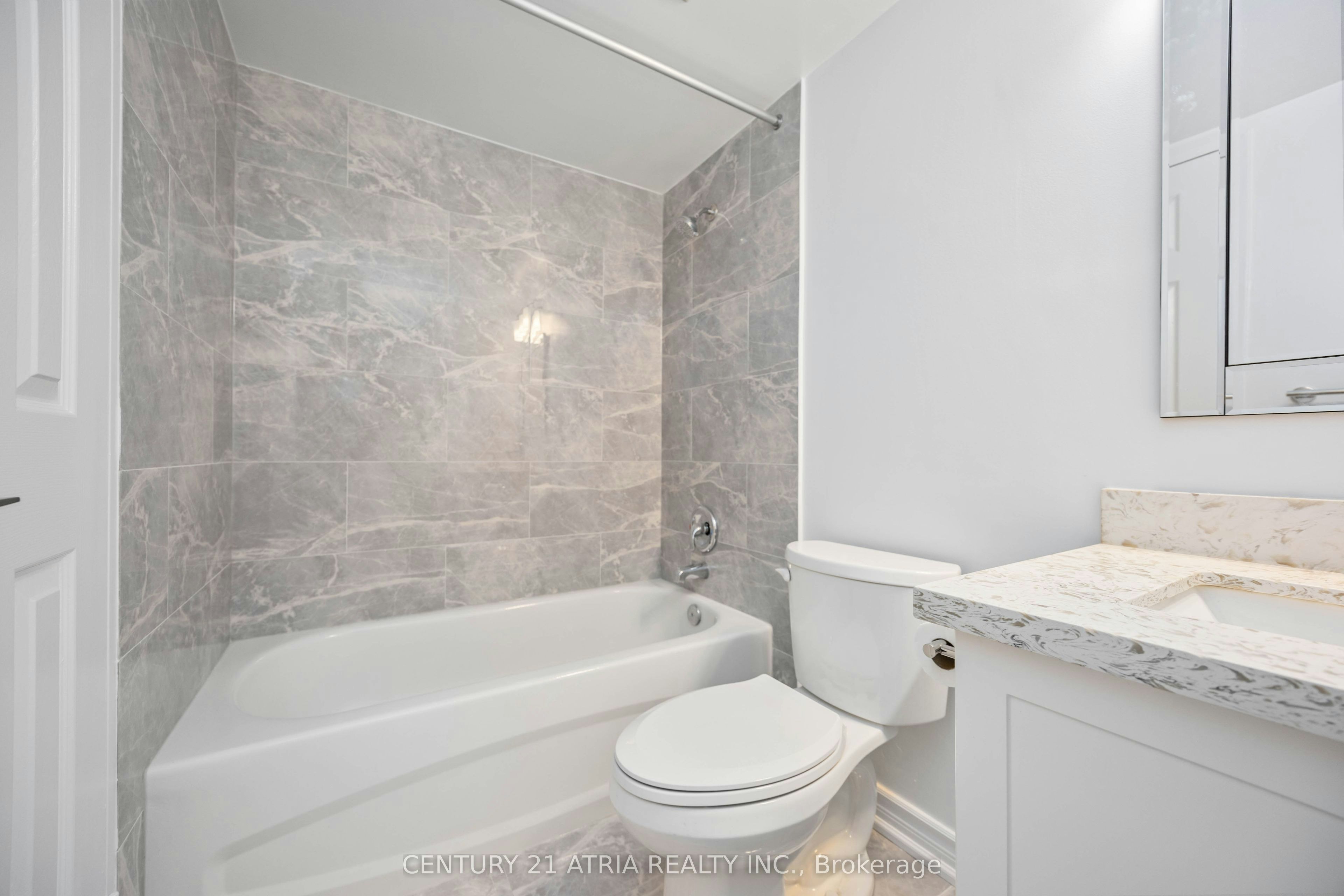 2205-55 Centre Avenue, Toronto, ON, M5G 2H5 - 17