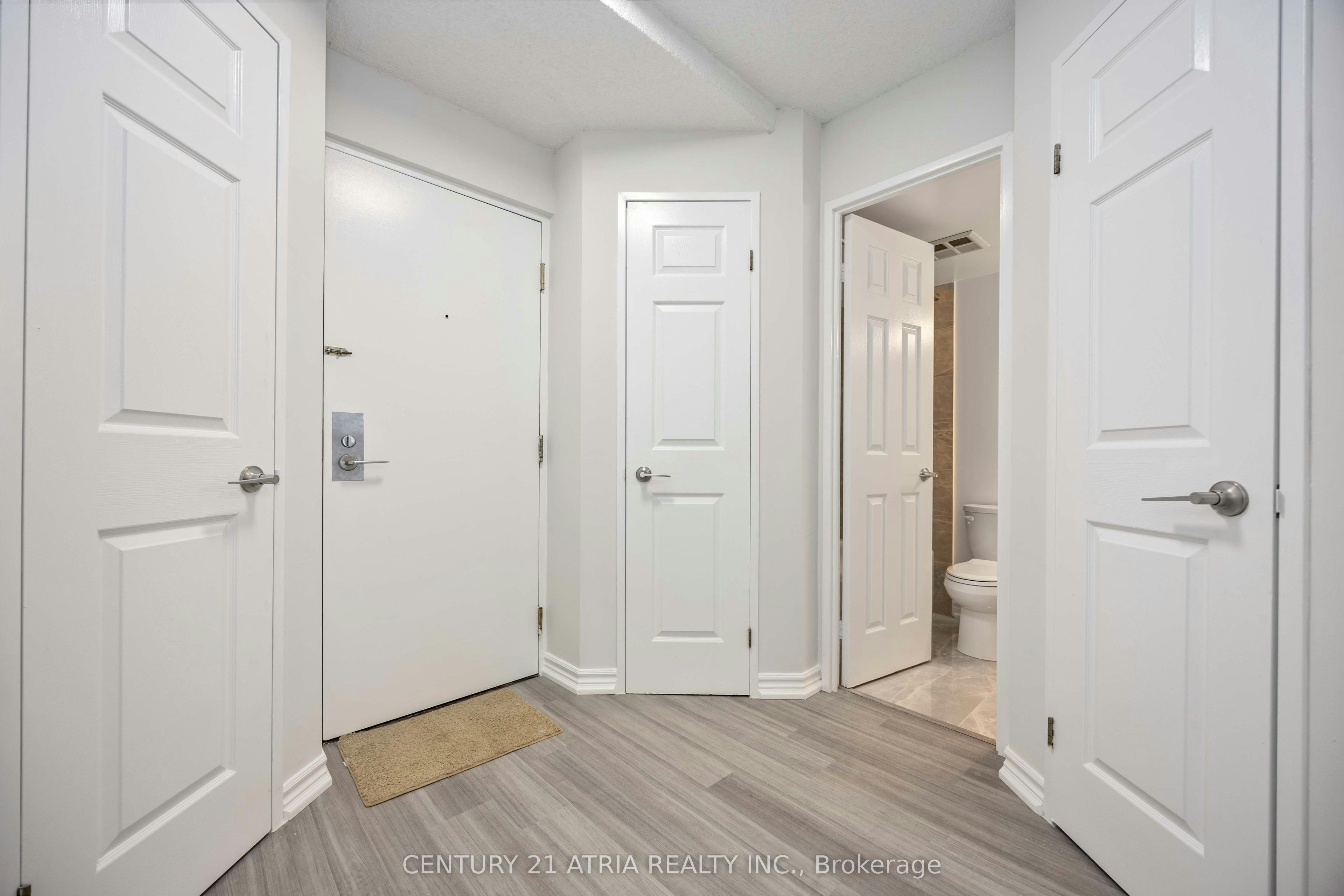 2205-55 Centre Avenue, Toronto, ON, M5G 2H5 - 13