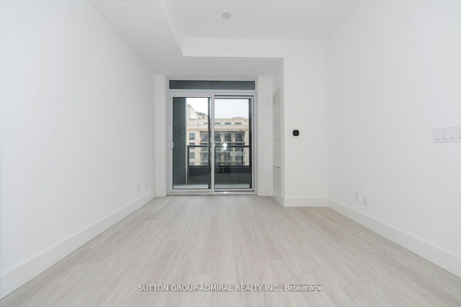526-6 Greenbriar Road, Toronto, ON, M2K 0H6 - 3