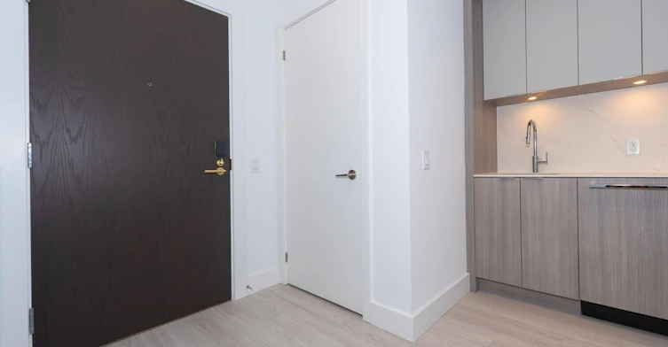 526-6 Greenbriar Road, Toronto, ON, M2K 0H6 - 7