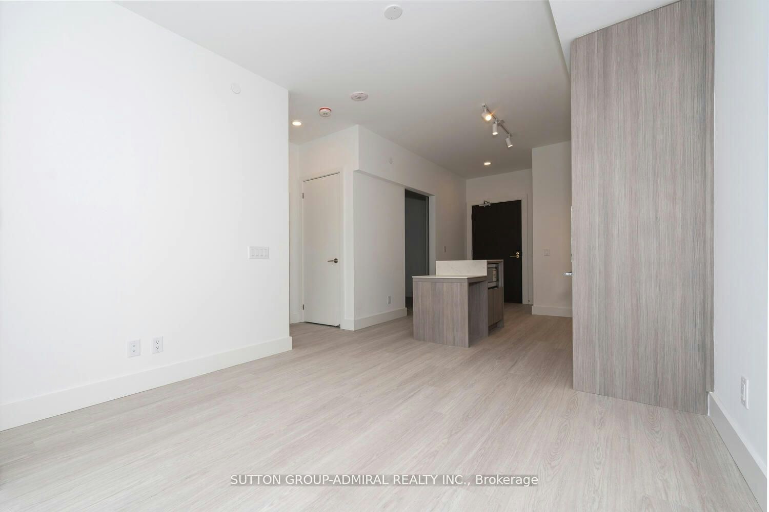 526-6 Greenbriar Road, Toronto, ON, M2K 0H6 - 6