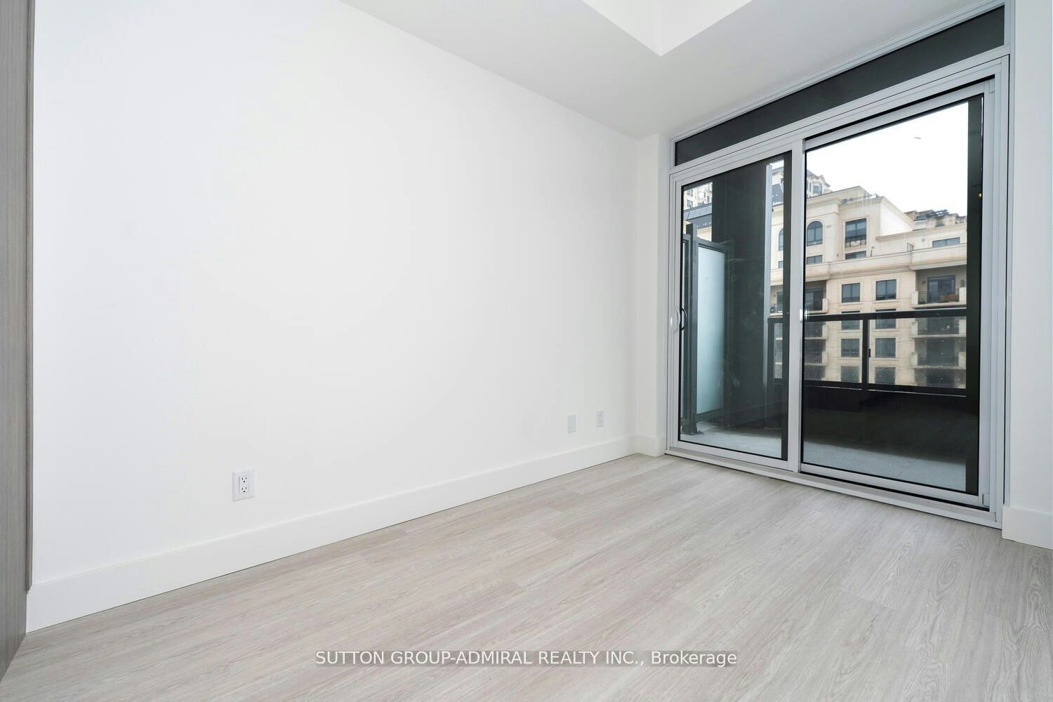 526-6 Greenbriar Road, Toronto, ON, M2K 0H6 - 5
