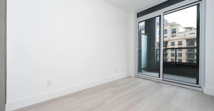 526-6 Greenbriar Road, Toronto, ON, M2K 0H6 - 5