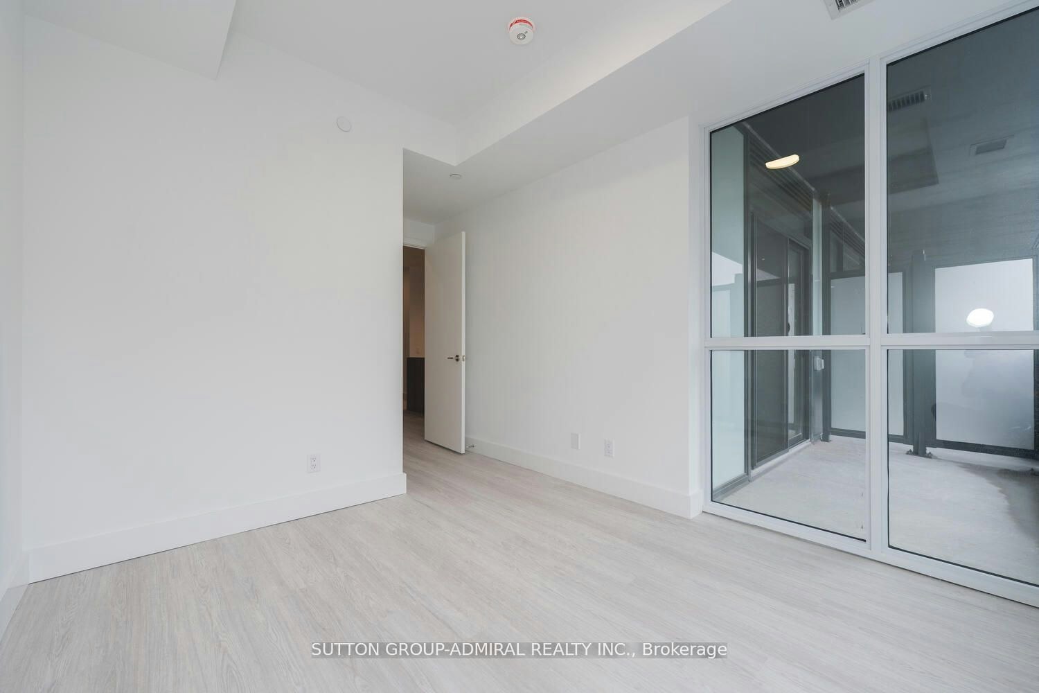 526-6 Greenbriar Road, Toronto, ON, M2K 0H6 - 13