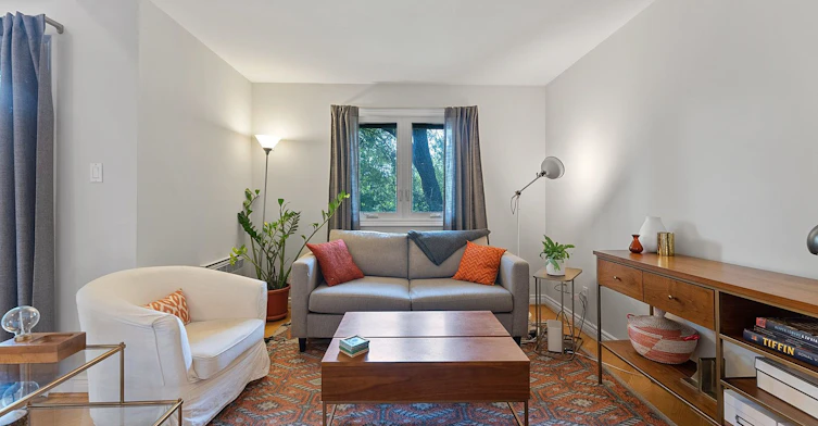 2-359 Albany Avenue, Toronto, ON, M5R 3E2 - 4