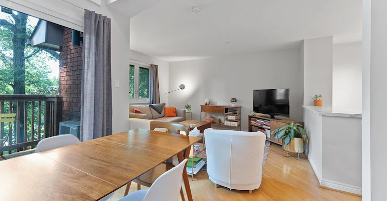 2-359 Albany Avenue, Toronto, ON, M5R 3E2 - 3