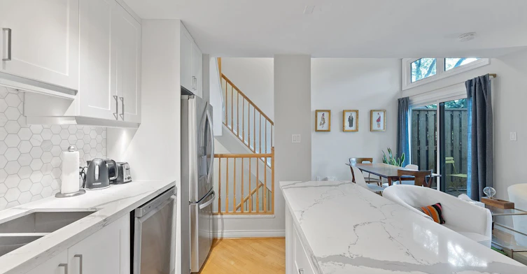 2-359 Albany Avenue, Toronto, ON, M5R 3E2 - 15