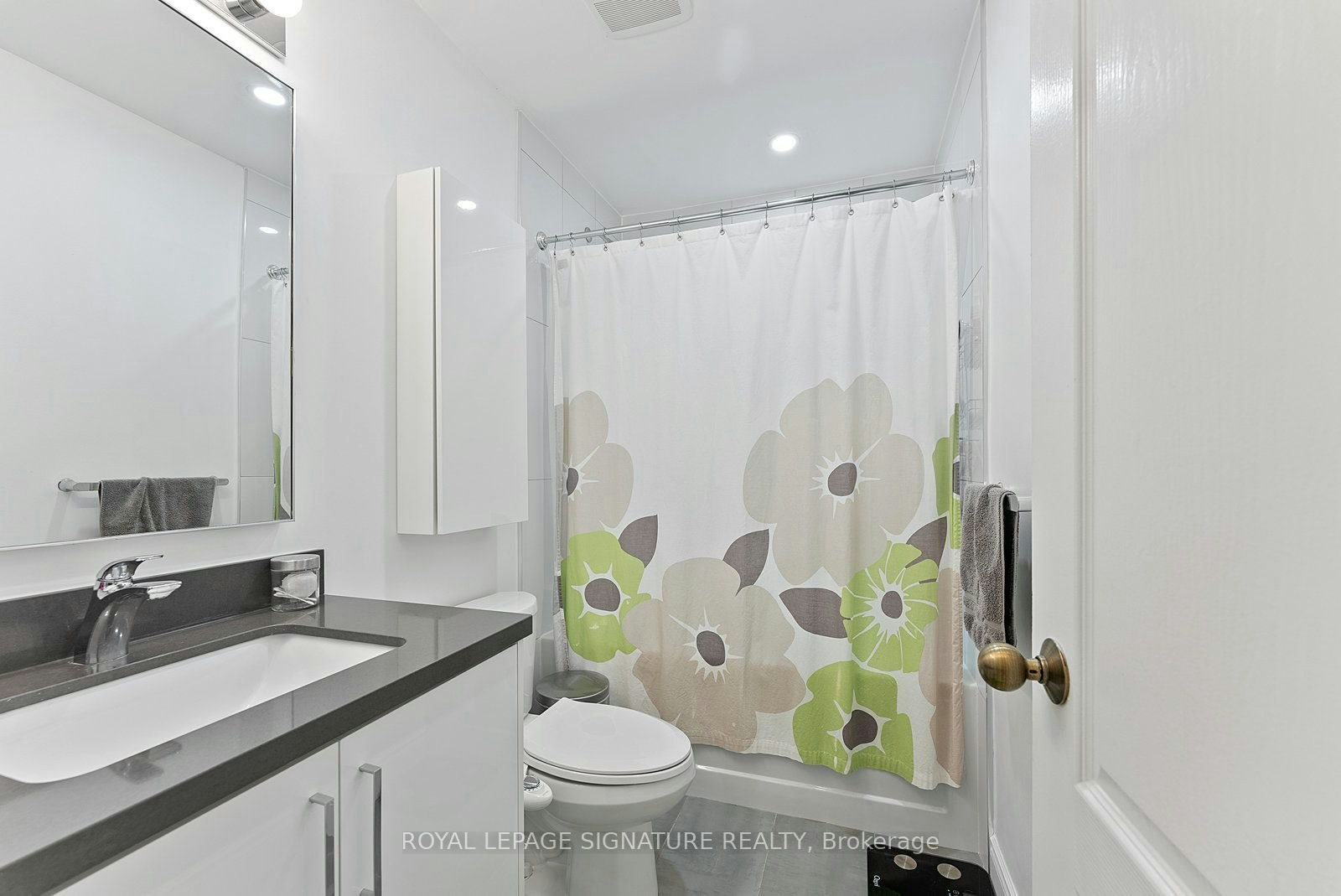 2-359 Albany Avenue, Toronto, ON, M5R 3E2 - 36