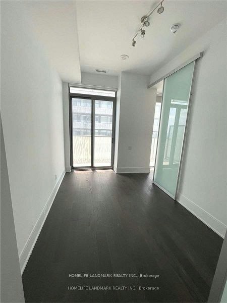 5204-50 Charles Street, Toronto, ON, M4Y 1T1 - 5