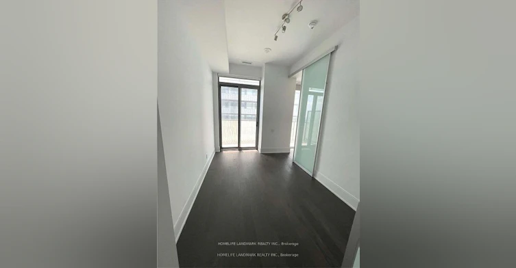 5204-50 Charles Street, Toronto, ON, M4Y 1T1 - 5
