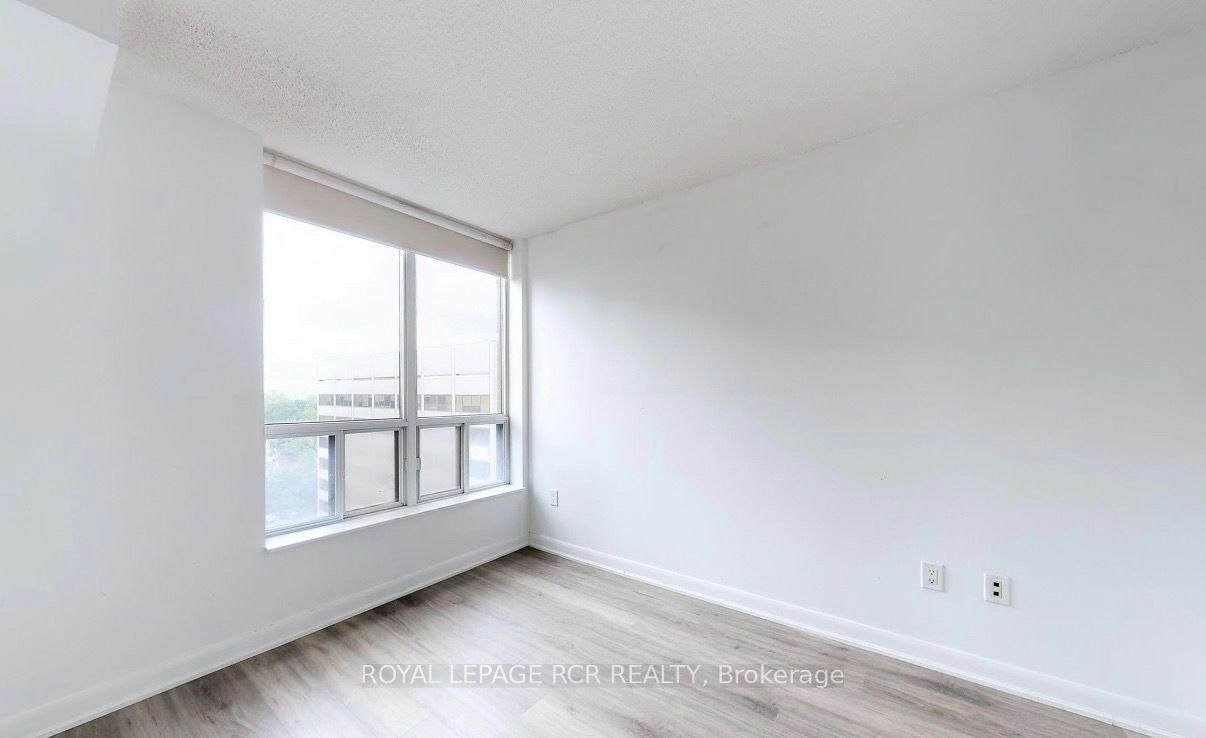 901-33 Sheppard Avenue, Toronto, ON, M2N 7K1 - 11