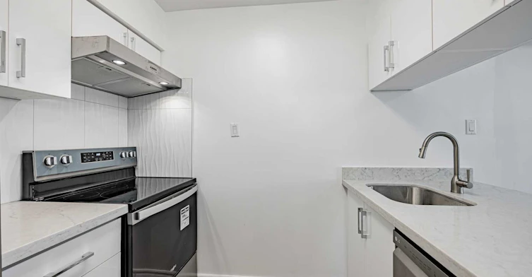 807-120 St Patrick Street, Toronto, ON, M5T 2X6 - 6