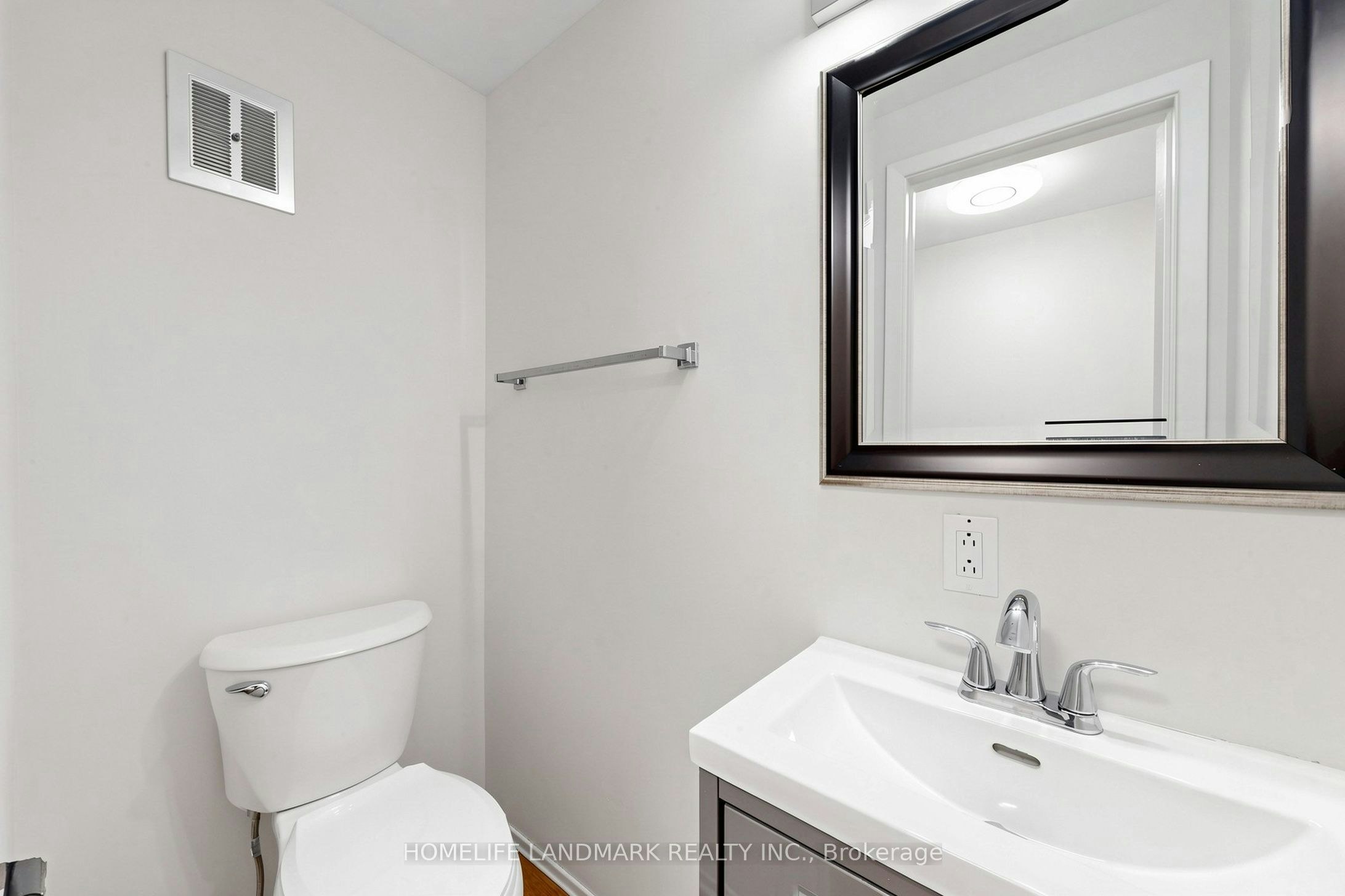 8 Rusty Crest Way, Toronto, ON, M2J 2Y4 - 32