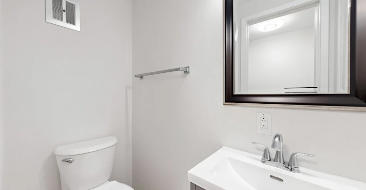 8 Rusty Crest Way, Toronto, ON, M2J 2Y4 - 32