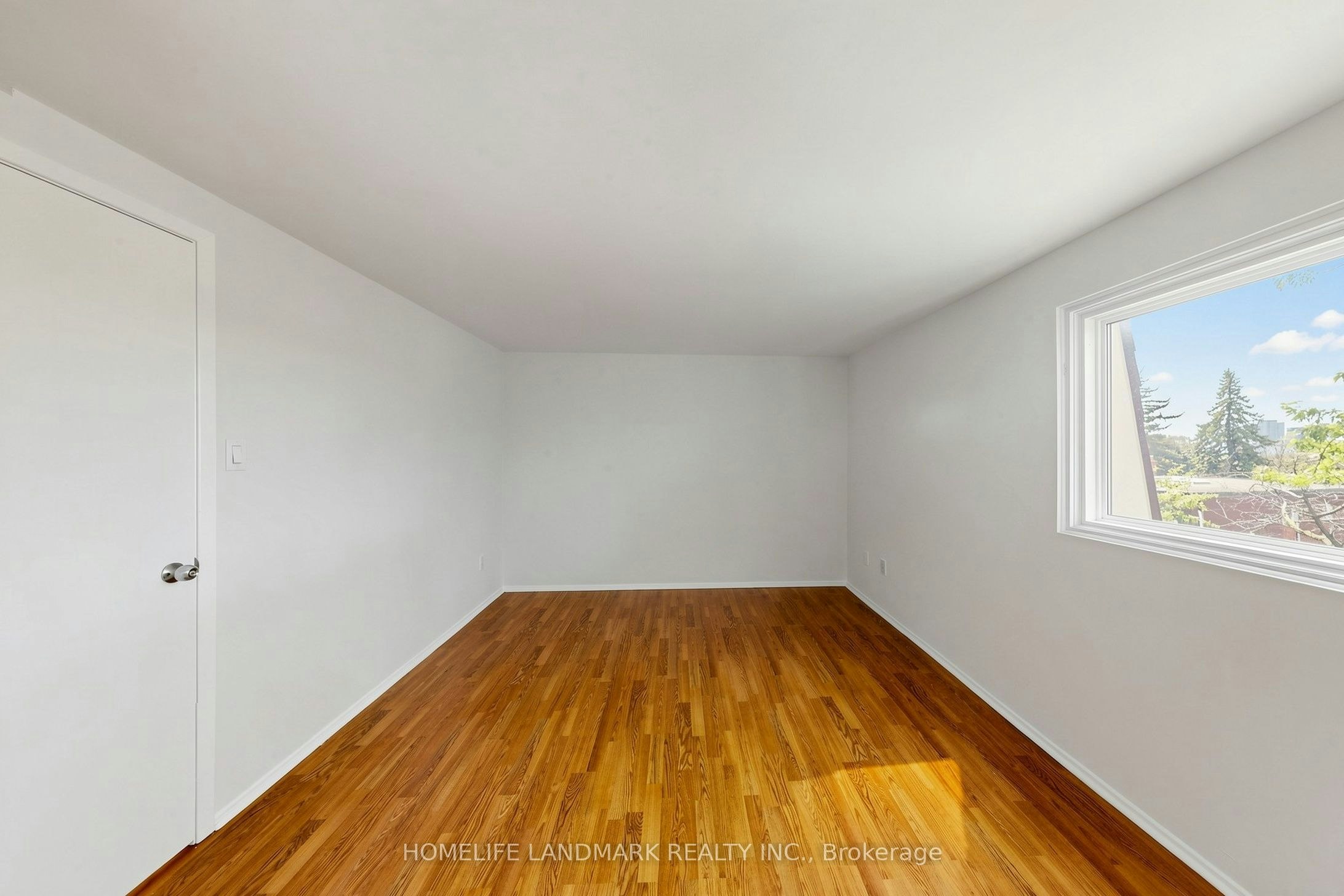 8 Rusty Crest Way, Toronto, ON, M2J 2Y4 - 18