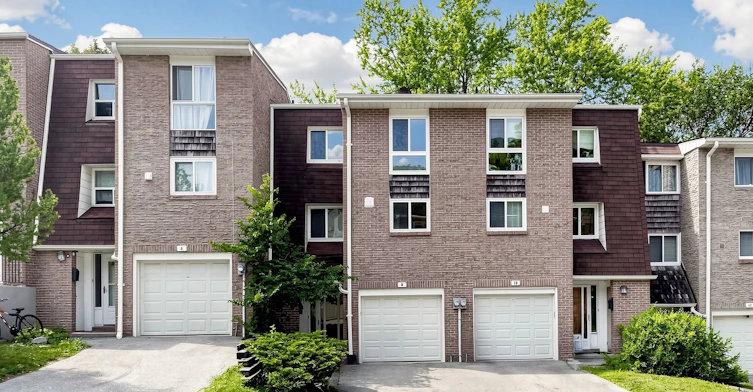 8 Rusty Crest Way, Toronto, ON, M2J 2Y4
