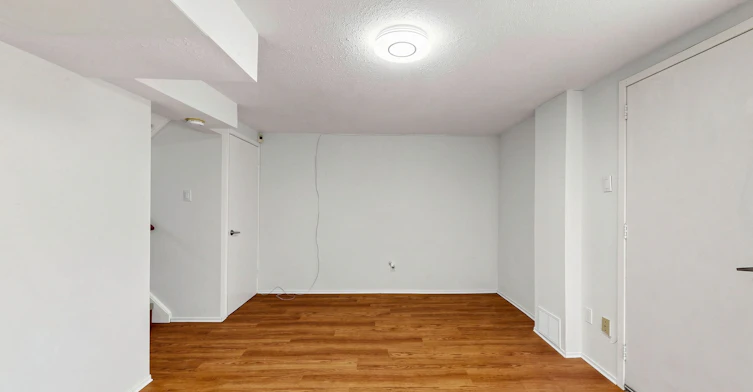 8 Rusty Crest Way, Toronto, ON, M2J 2Y4 - 30