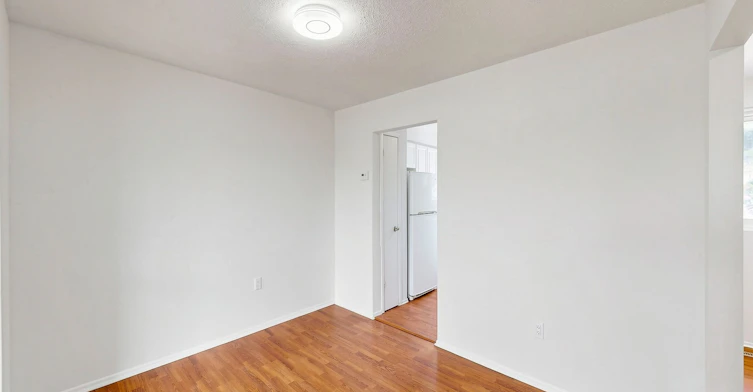 8 Rusty Crest Way, Toronto, ON, M2J 2Y4 - 13