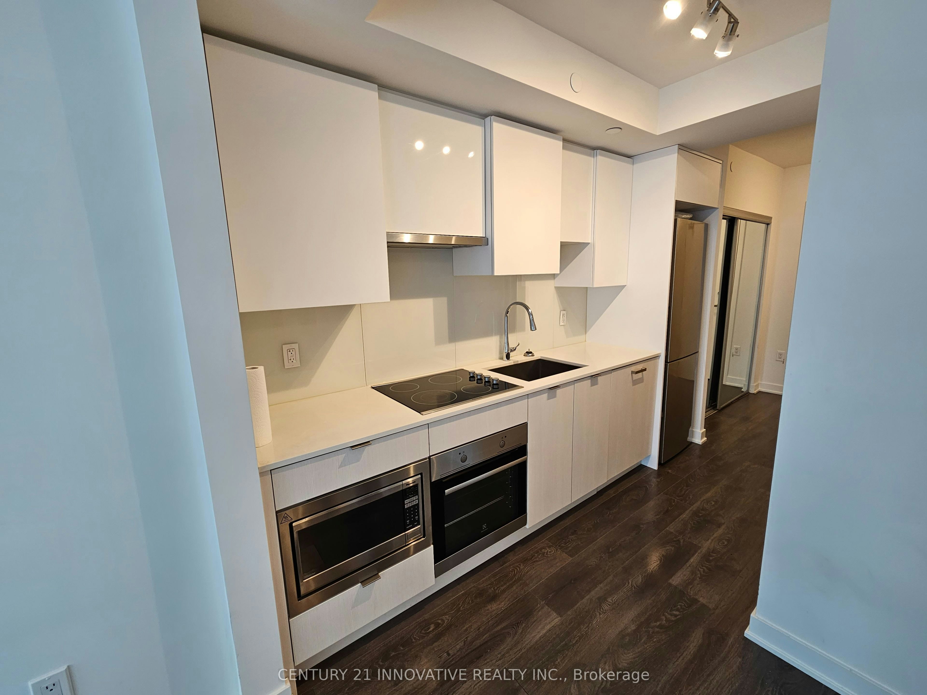 3307-99 Broadway Avenue, Toronto, ON, M4P 0E3 - 3