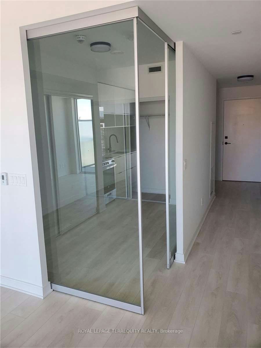 S543-180 Mill Street, Toronto, ON, M5A 0V7 - 8