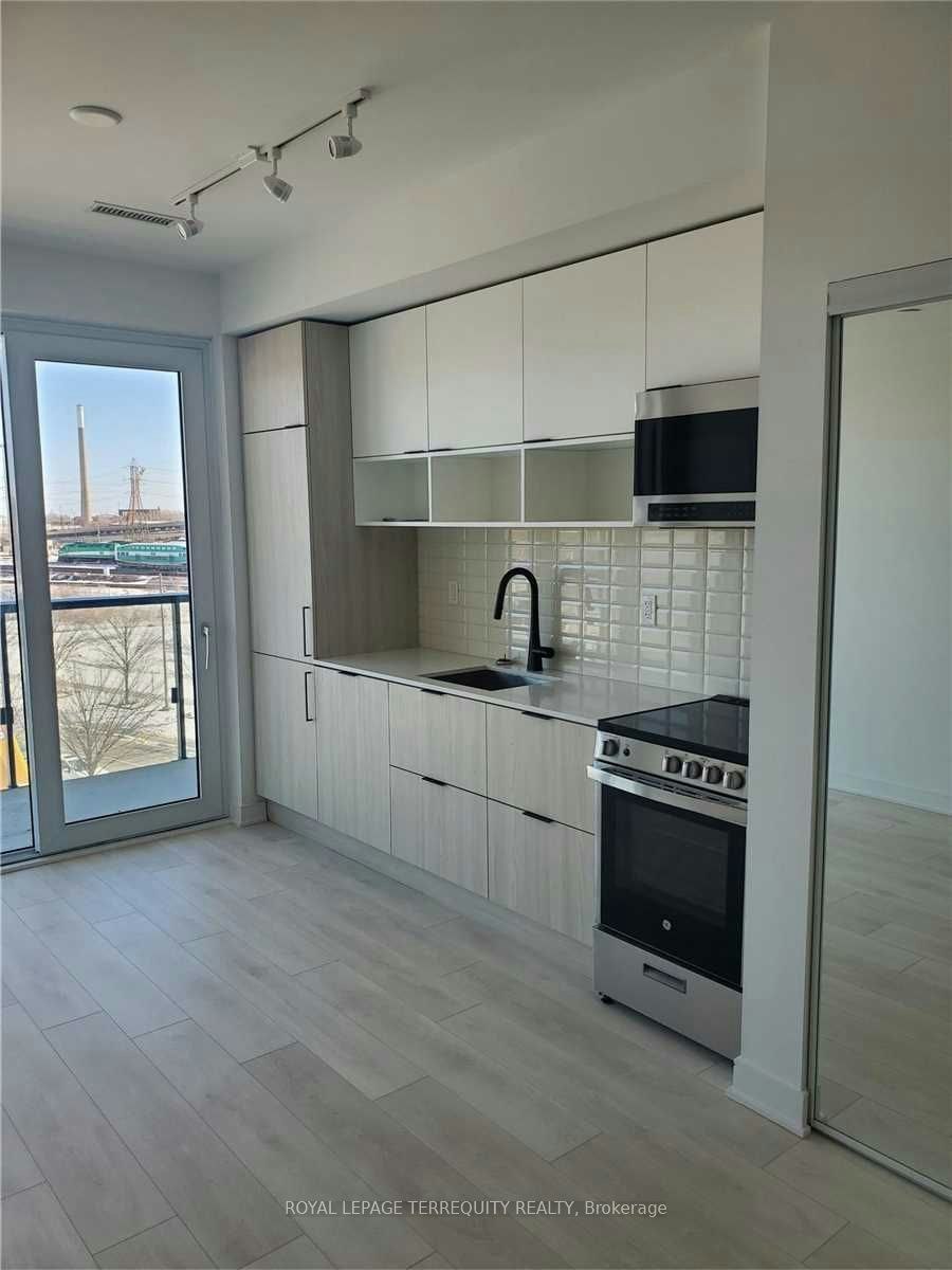 S543-180 Mill Street, Toronto, ON, M5A 0V7 - 2