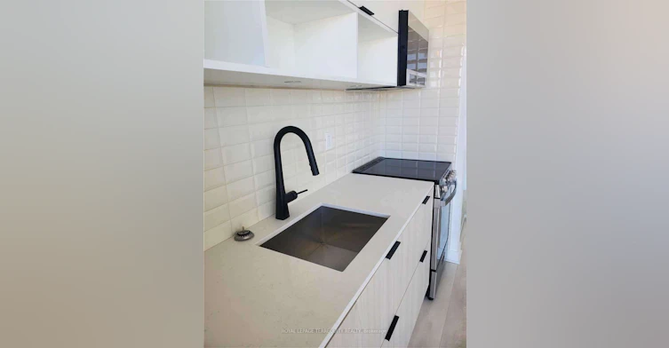 S543-180 Mill Street, Toronto, ON, M5A 0V7 - 4