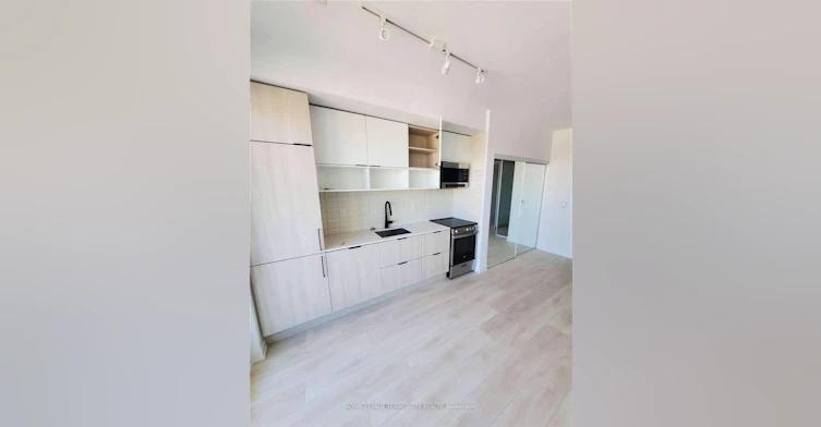 S543-180 Mill Street, Toronto, ON, M5A 0V7 - 3
