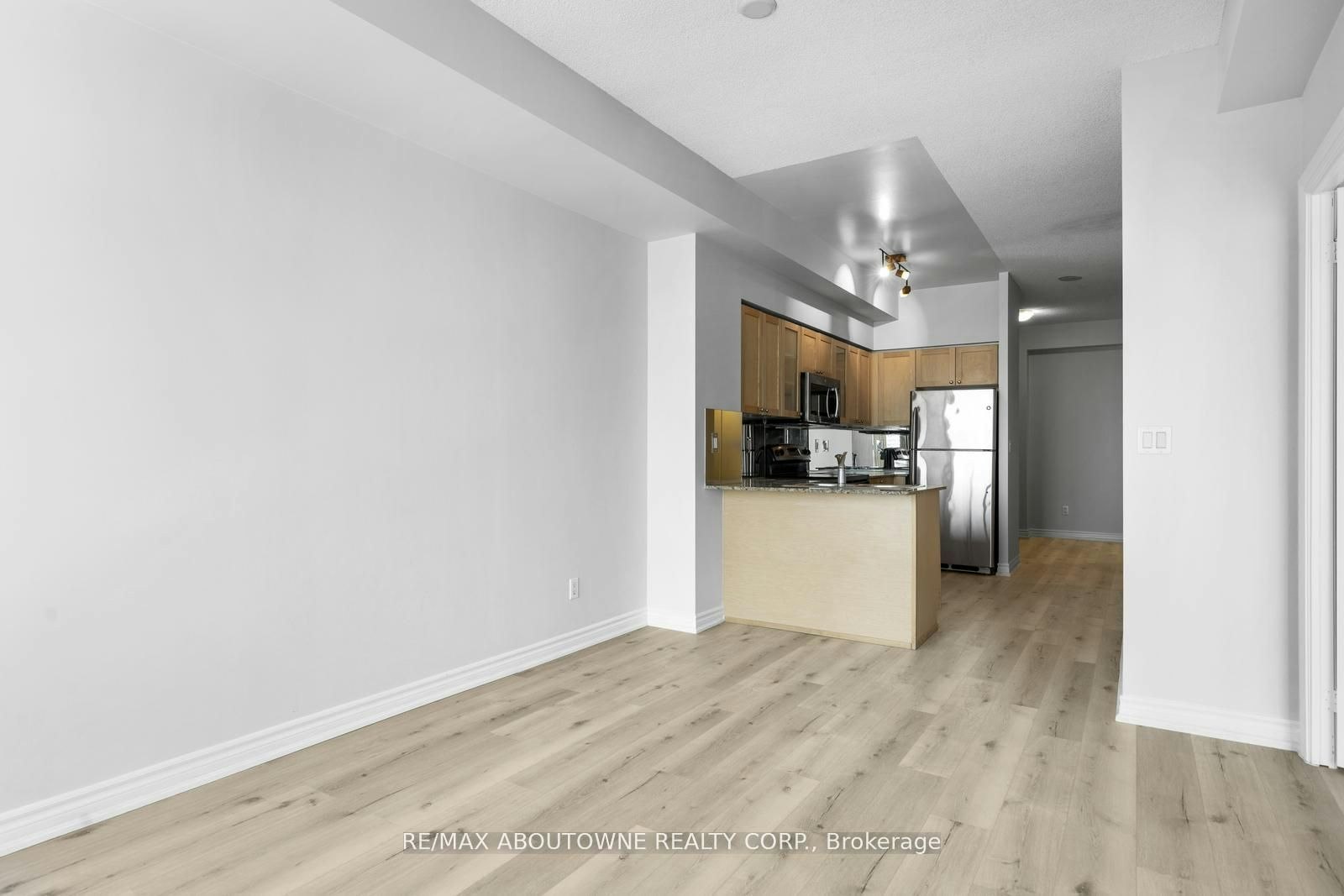 3503-761 Bay Street, Toronto, ON, M5G 2R2 - 9