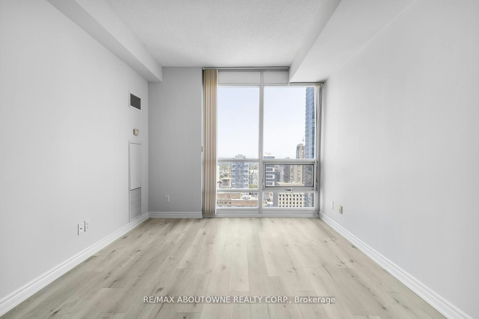 3503-761 Bay Street, Toronto, ON, M5G 2R2 - 13