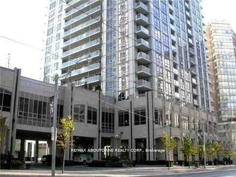 3503-761 Bay Street, Toronto, ON, M5G 2R2 - 3