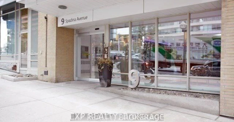302-9 Spadina Avenue, Toronto, ON, M5V 3V5