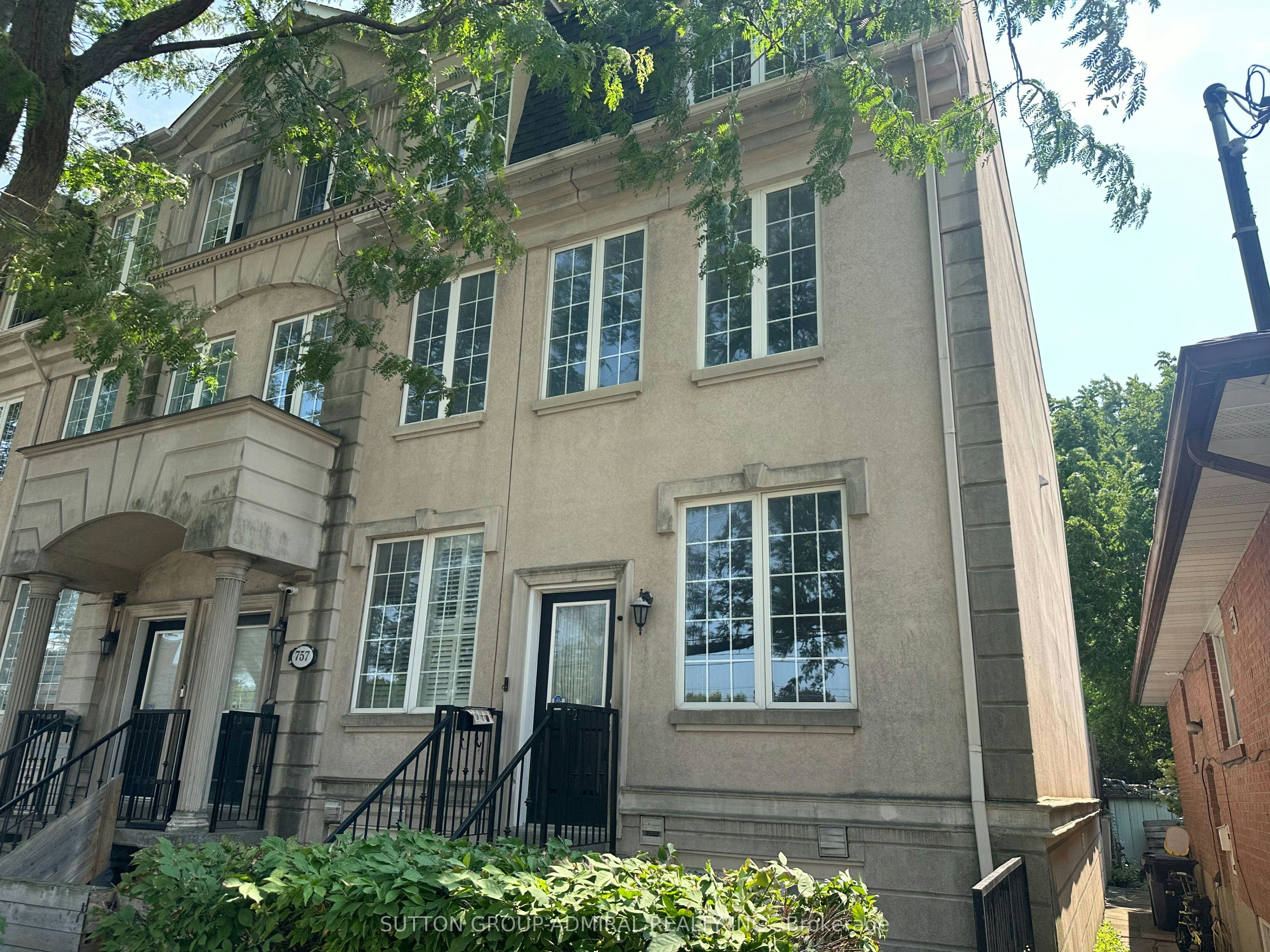 14-757 Sheppard Main Avenue W, Toronto, ON, M3H 2S9