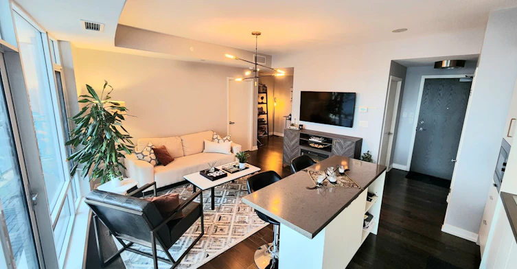 1906-21 Widmer Street, Toronto, ON, M5V 0B8 - 4