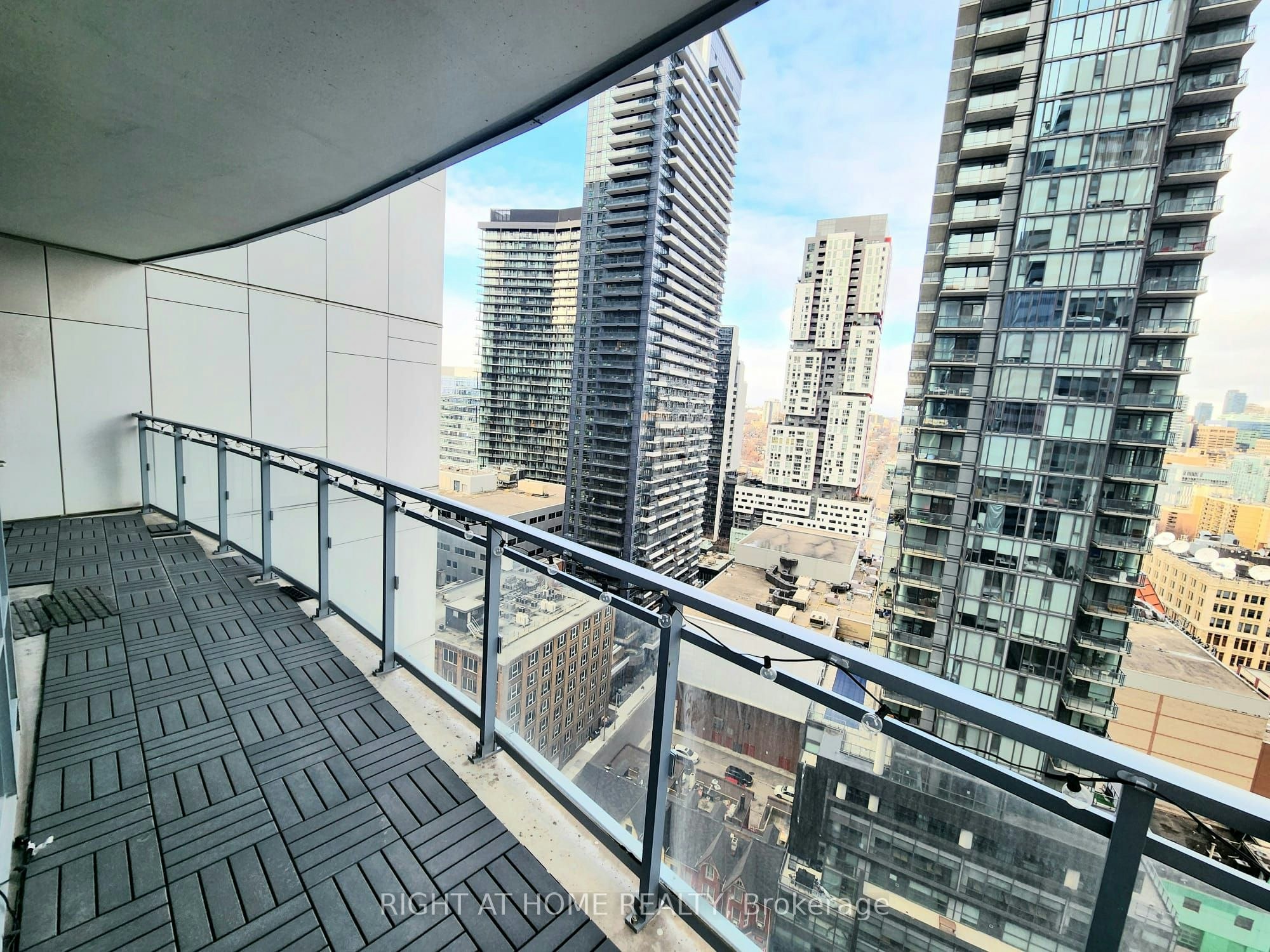 1906-21 Widmer Street, Toronto, ON, M5V 0B8 - 11