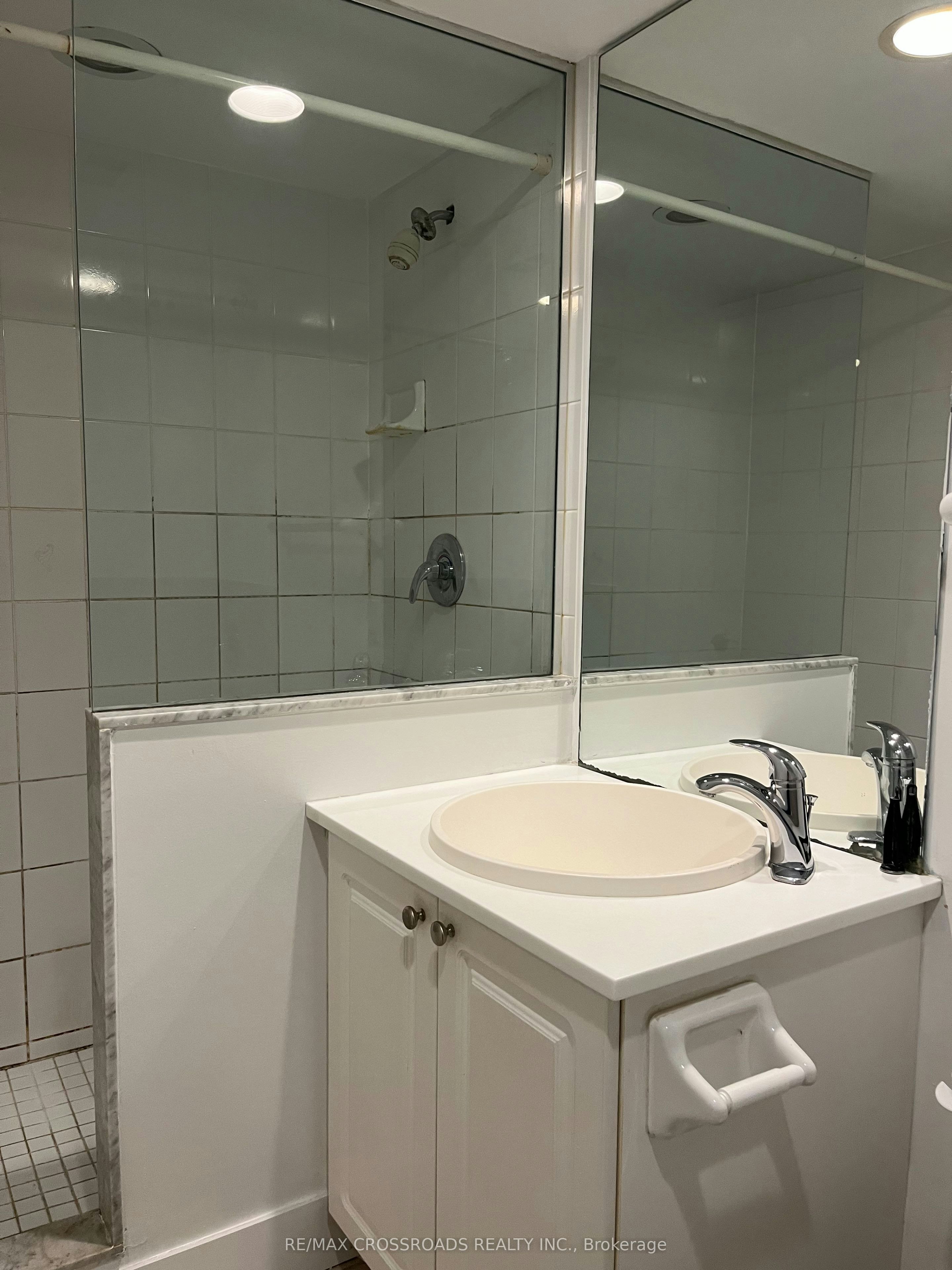 619-410 Queens Quay W, Toronto, ON, M5V 3T1 - 19