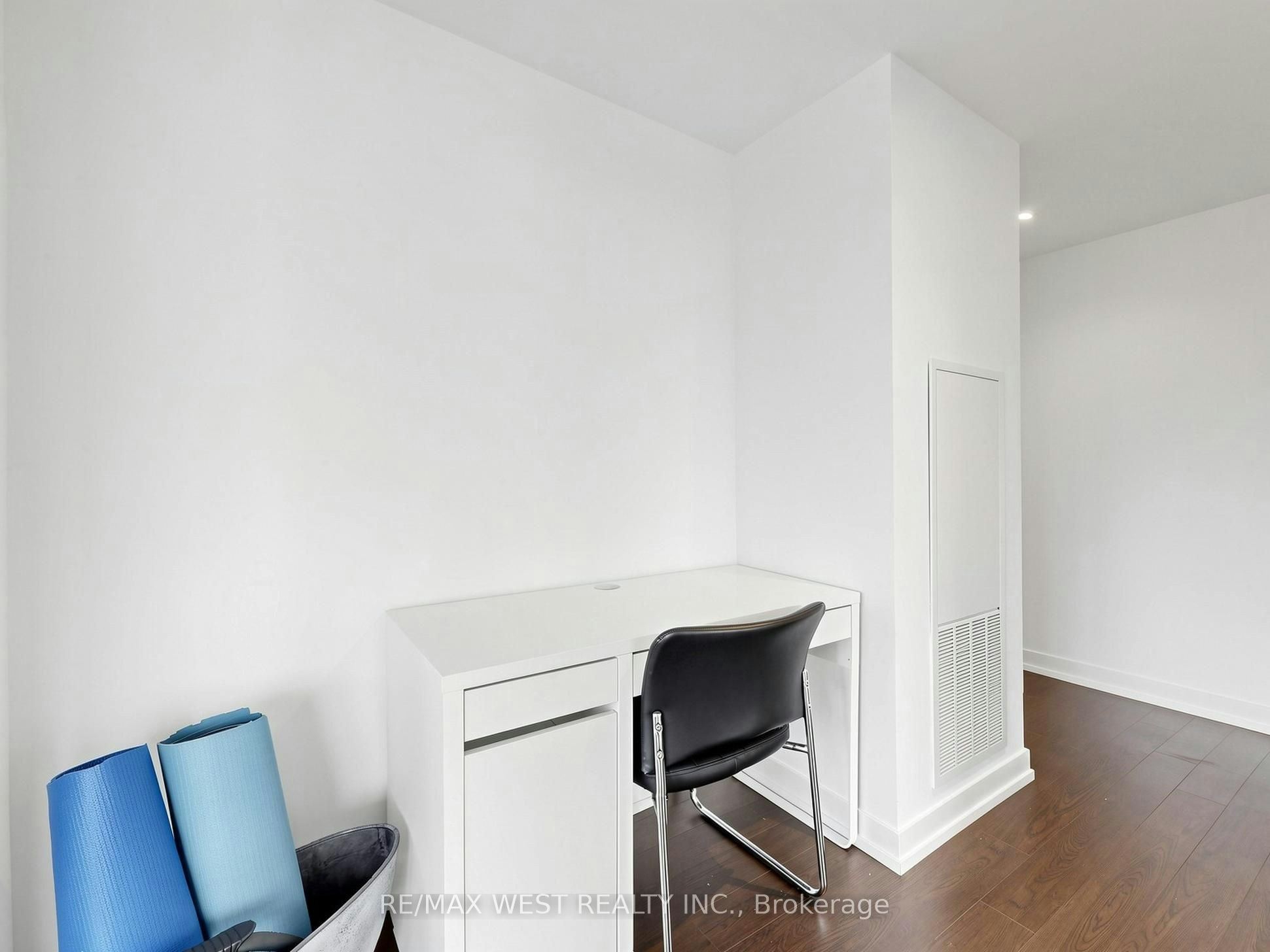 1716-85 Wood Street, Toronto, ON, M4Y 0E8 - 9