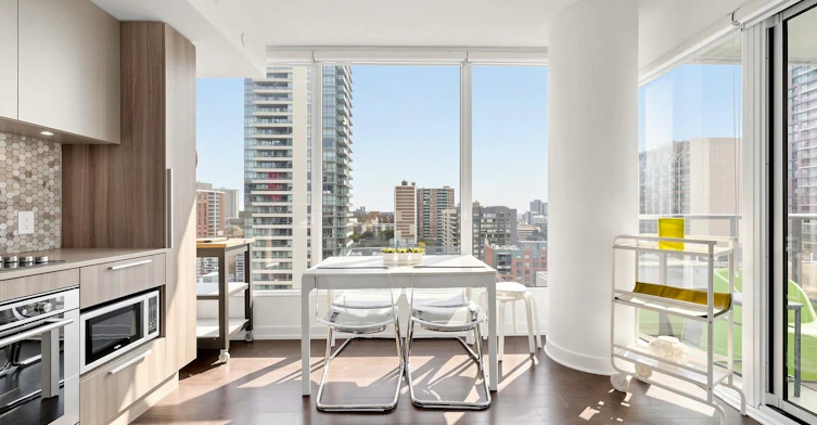 1716-85 Wood Street, Toronto, ON, M4Y 0E8 - 16