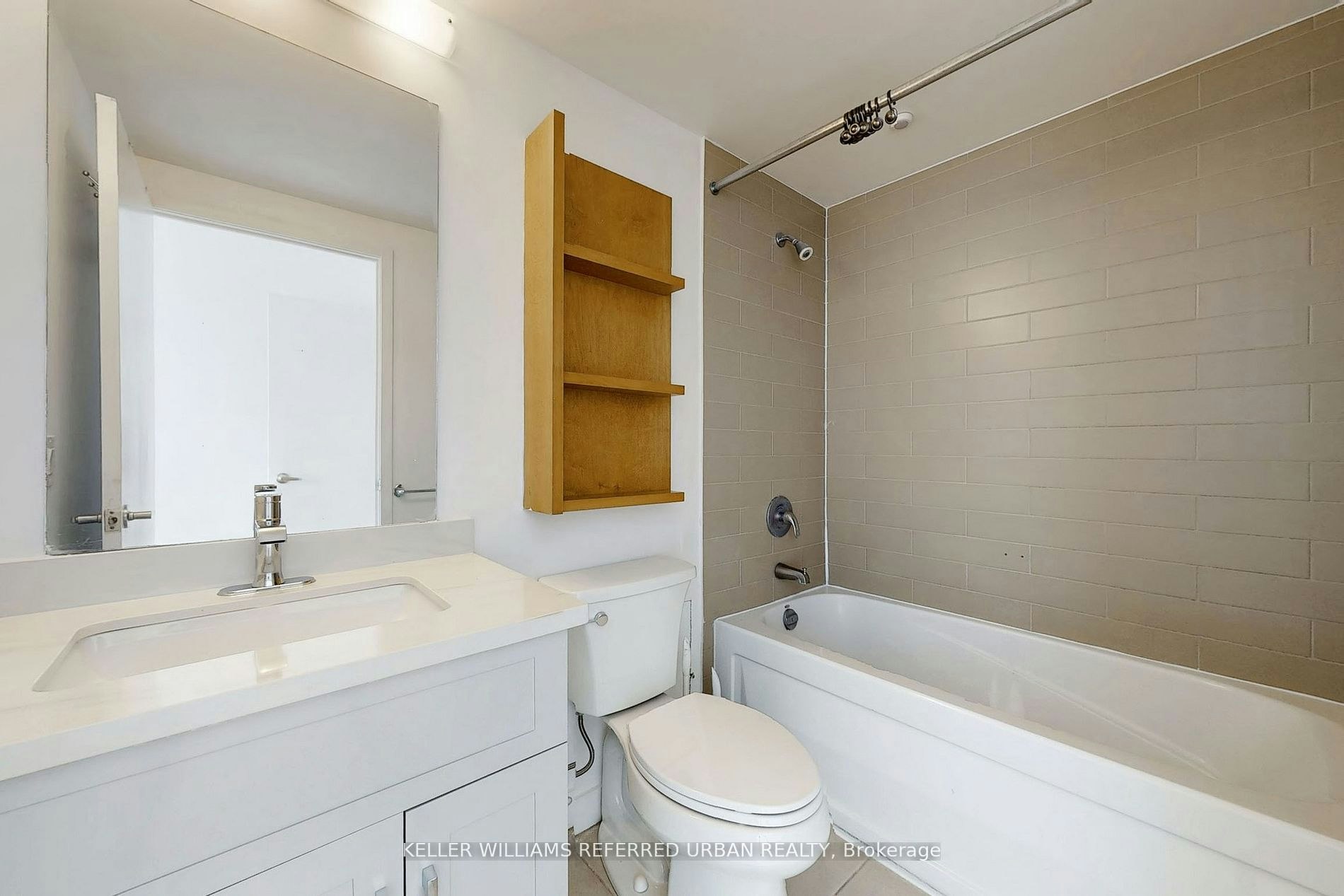 708-3 Navy Wharf Court, Toronto, ON, M5V 3V1 - 14