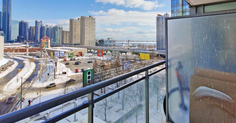 708-3 Navy Wharf Court, Toronto, ON, M5V 3V1 - 21
