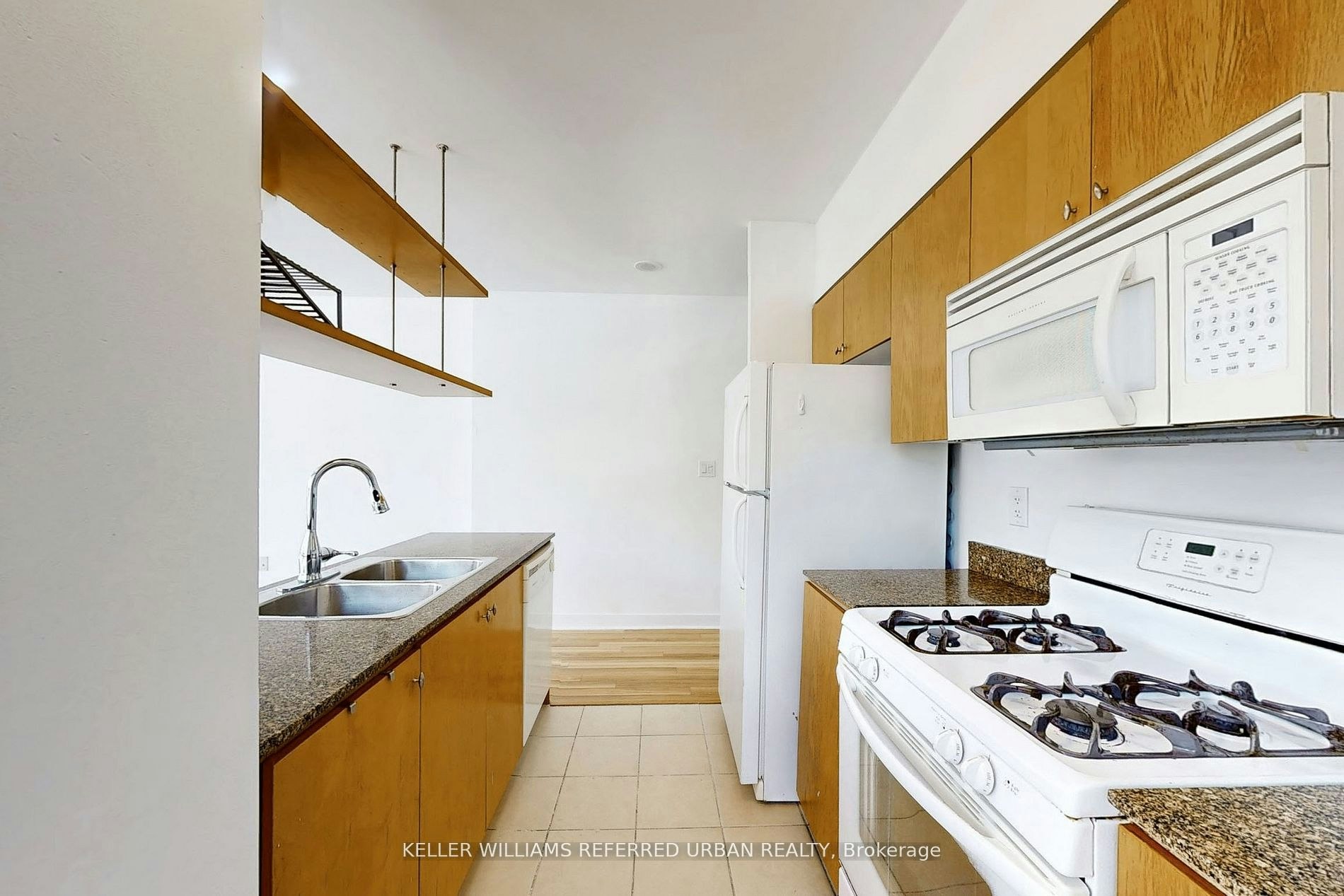 708-3 Navy Wharf Court, Toronto, ON, M5V 3V1 - 10