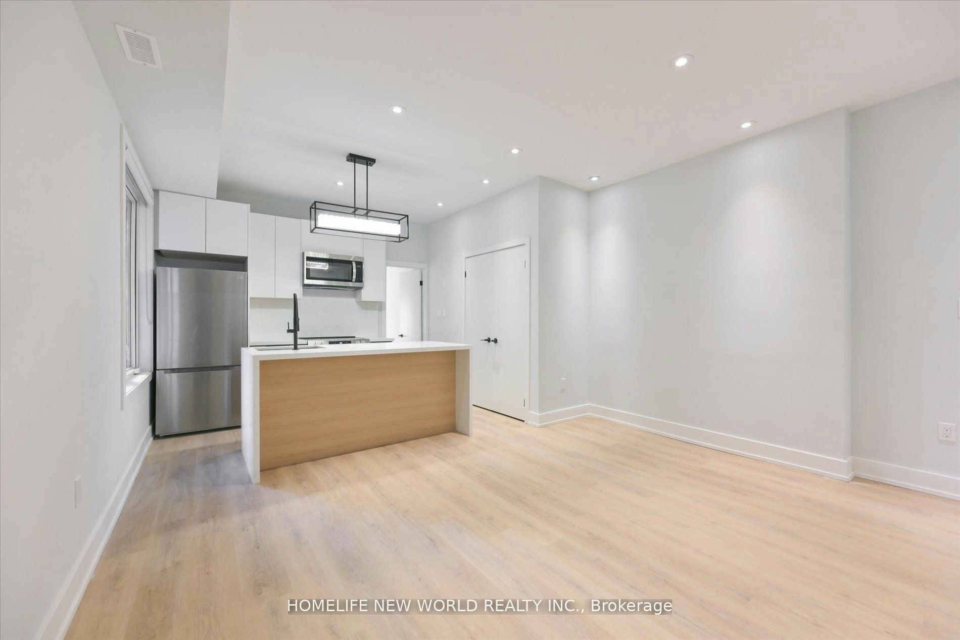 Main-995 Dufferin Dufferin Street, Toronto, ON, M6H 4B2 - 14